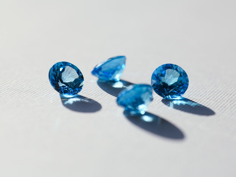 Zodiac Stones vs Birthstones: What's the Difference?